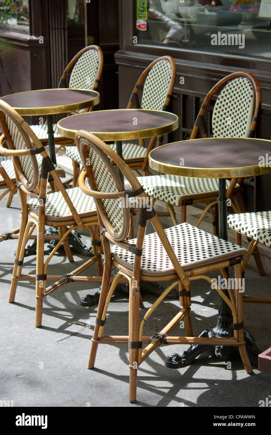 Parisian bistro set clearance