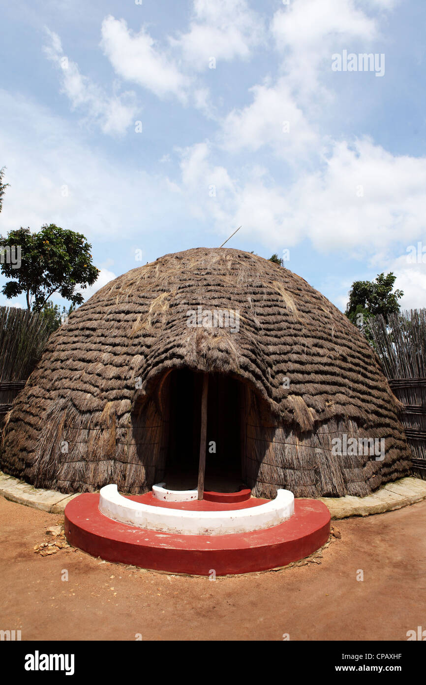 Milk hut at the King's Palace, Nyanza, Rwanda Stock Photo Alamy