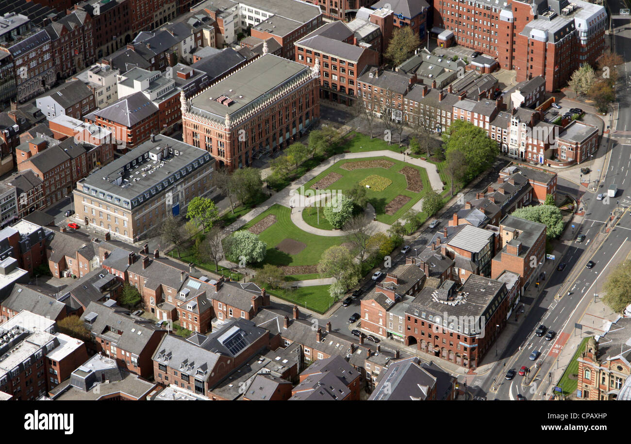 aerial-view-of-park-square-leeds-stock-photo-alamy