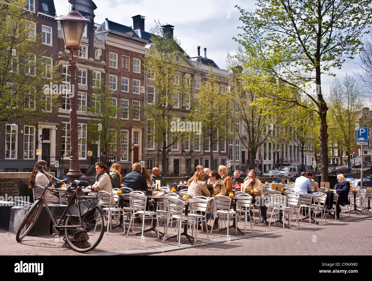 Restaurant Outdoor Seating High Resolution Stock Photography and Images