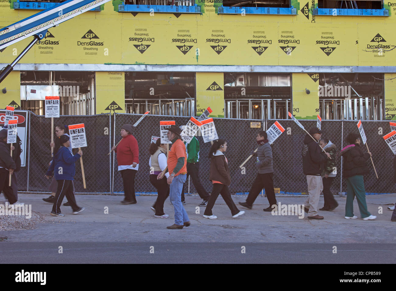 Carpenters union hires stock photography and images Alamy