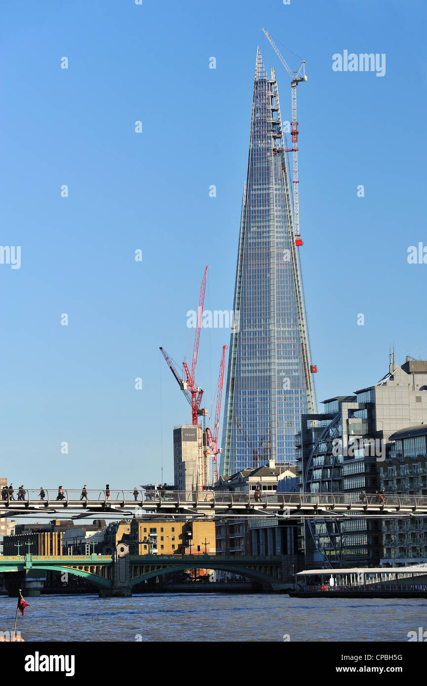 The shard of glass hi-res stock photography and images - Alamy