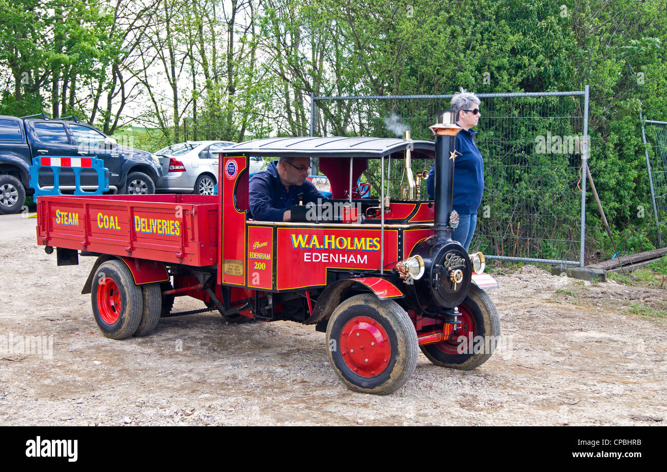 Mini steam engine at stotfold mill country fair Stock Photo Alamy