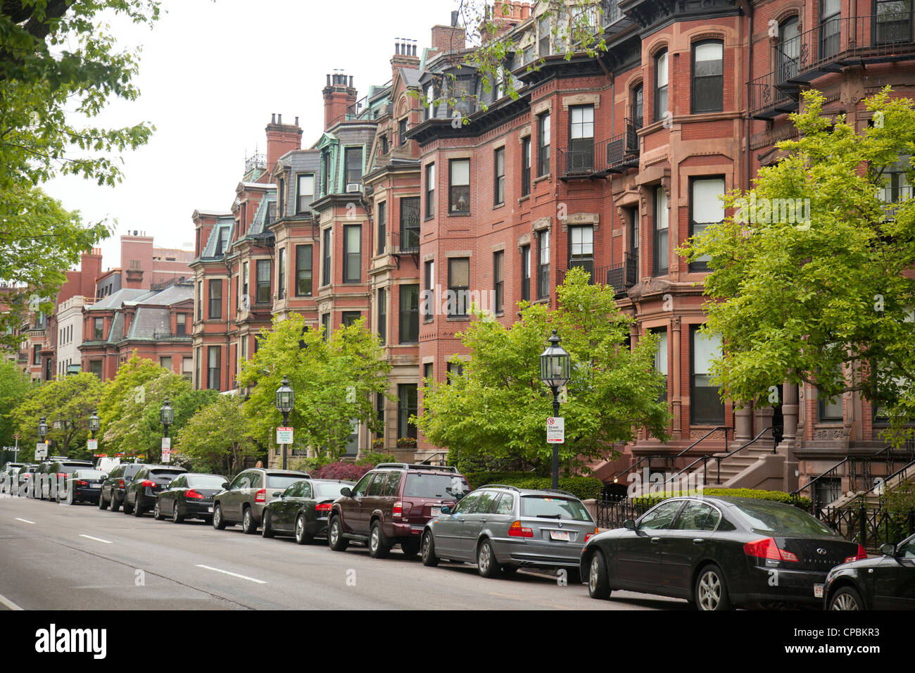 Commonwealth avenue boston hires stock photography and images Alamy