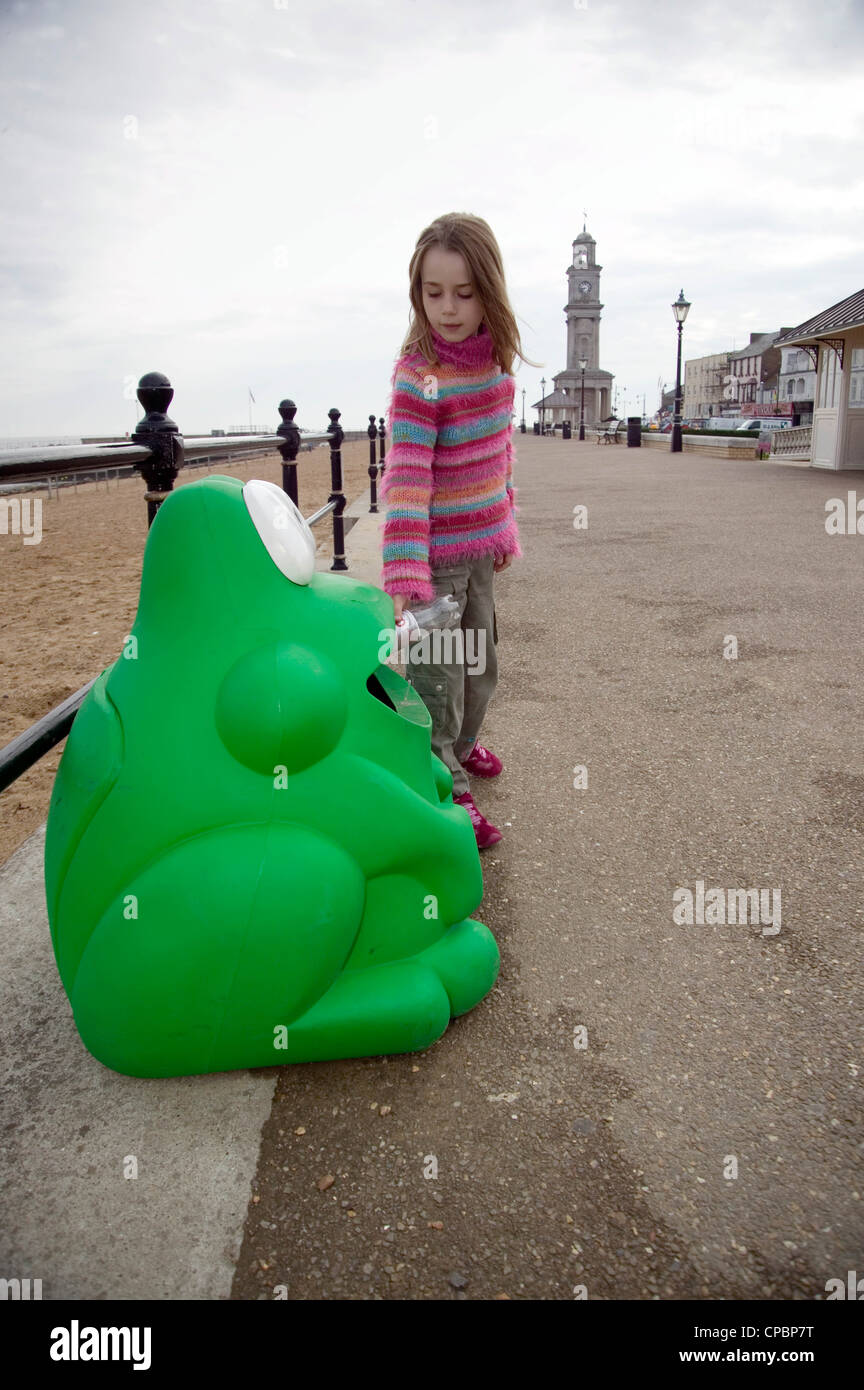 Frog bin hires stock photography and images Alamy