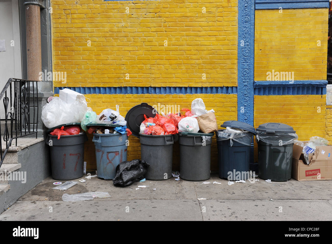 Commercial waste collection hires stock photography and images Alamy