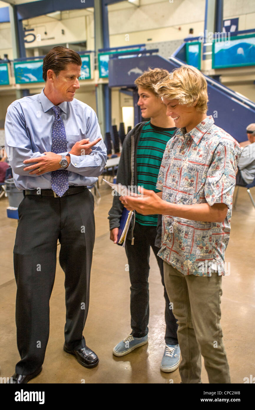 Principal school students hi-res stock photography and images - Alamy