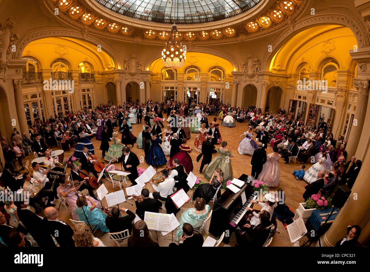 The great fancy dress ball (Second Empire period dress), on the occasion of the event: "Vichy celebrates Napoleon III" (Vichy). Stock Photo