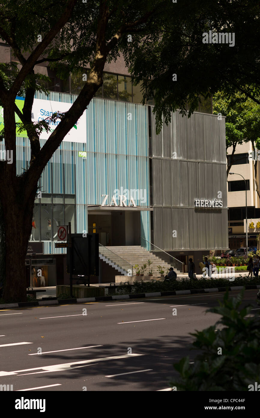 Zara and Hermes shops in Orchard Rd Singapore Stock Photo - Alamy