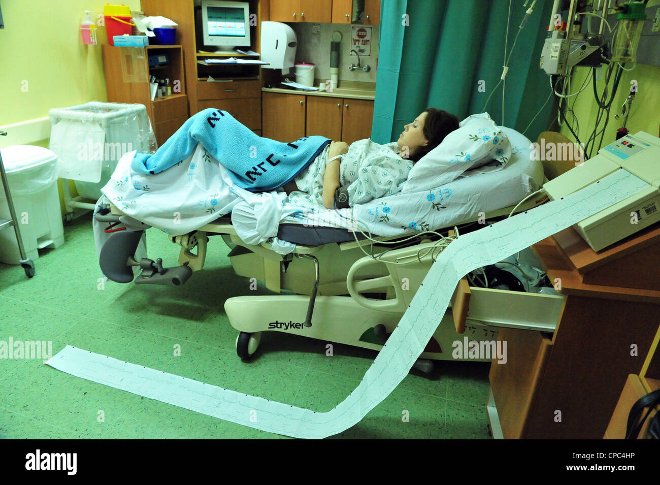 A Pregnant Woman Is About To Give Birth In A Labor Delivery