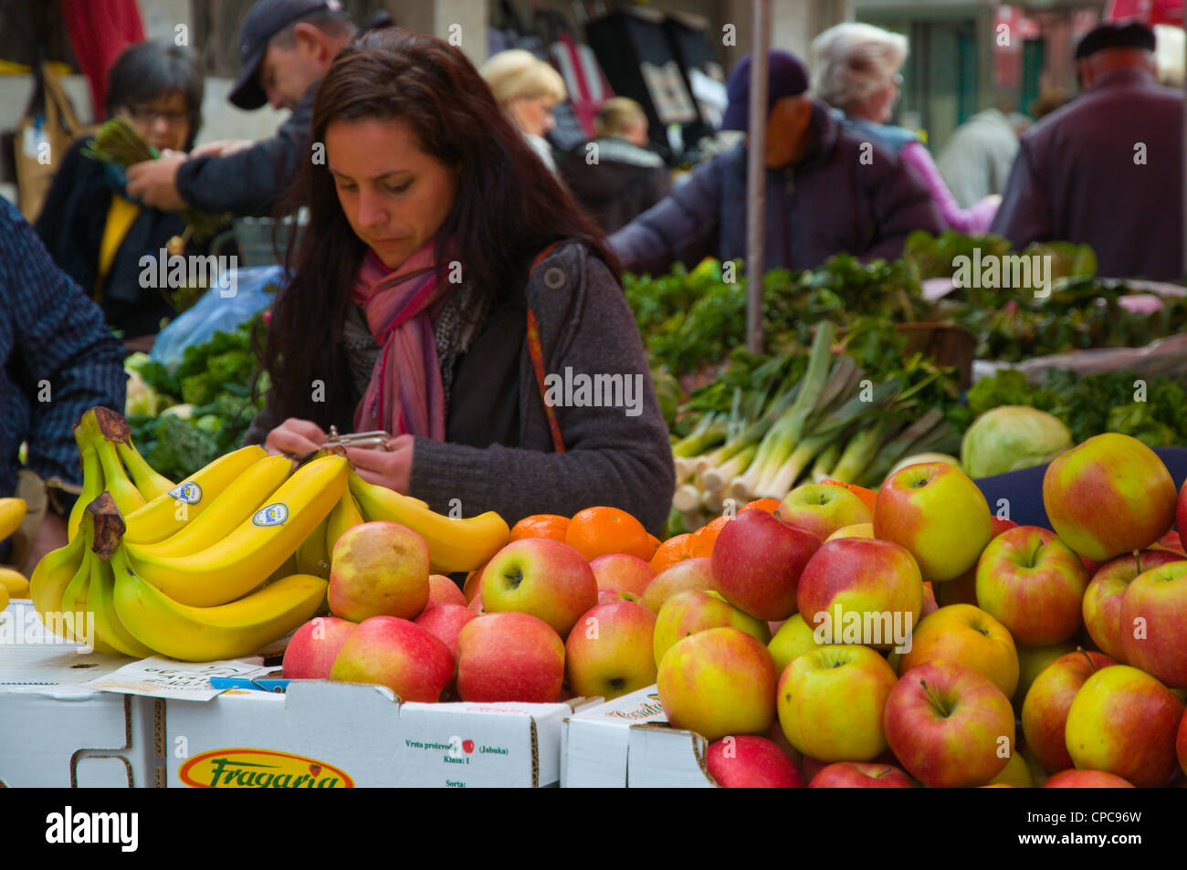 Central Grocery High Resolution Stock Photography and Images Alamy