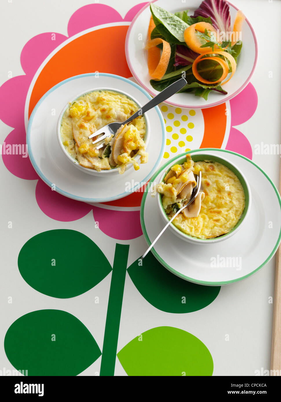 Bowls of baked macaroni and cheese Stock Photo