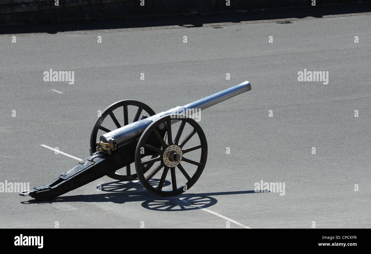Royal Navy Field Gun Stock Photo Alamy
