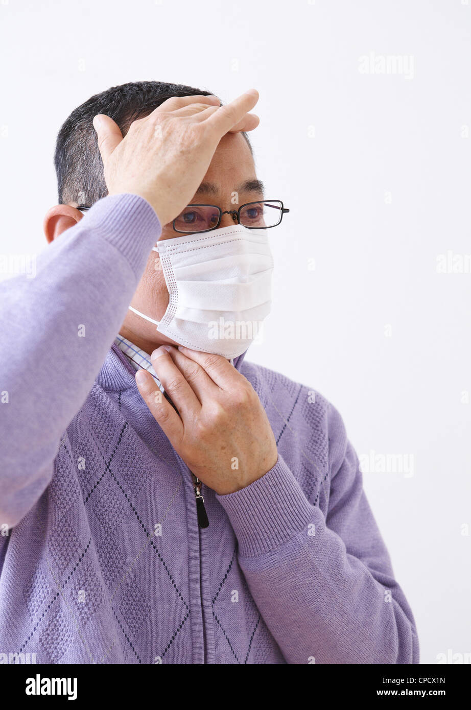 Man wearing a mask hi-res stock photography and images - Alamy