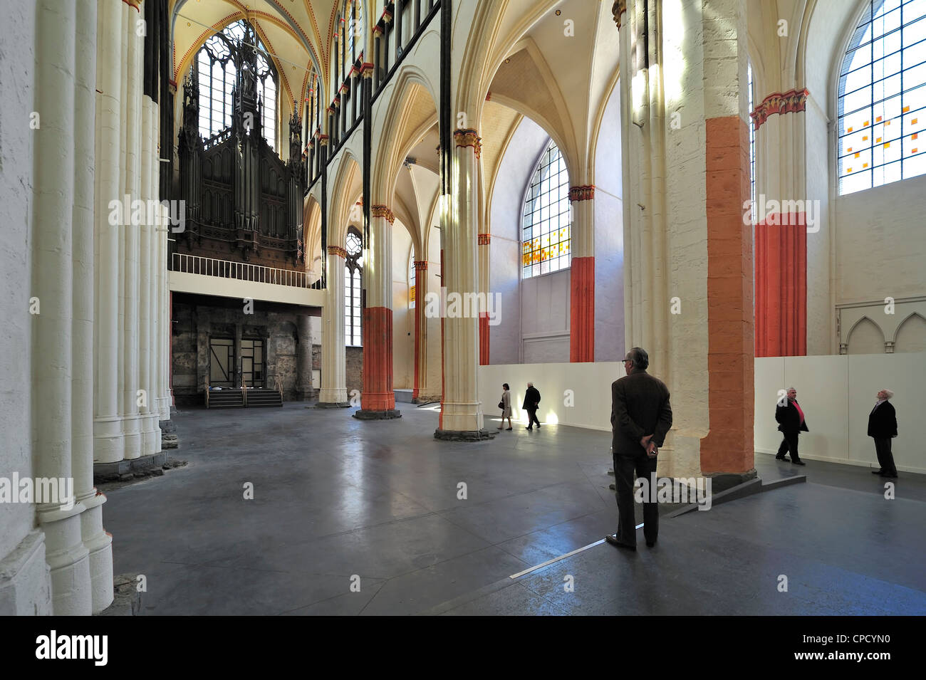 Renovated interior with columns painted in original colours of the Saint Nicholas' Church / Sint-Niklaaskerk in Ghent, Belgium Stock Photo