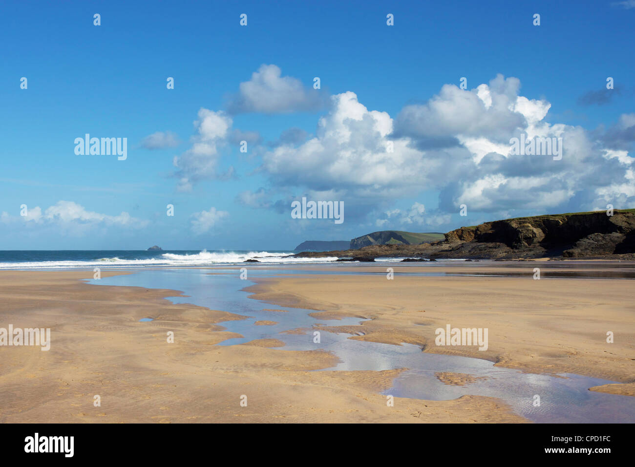 Harlyn bay hires stock photography and images Alamy