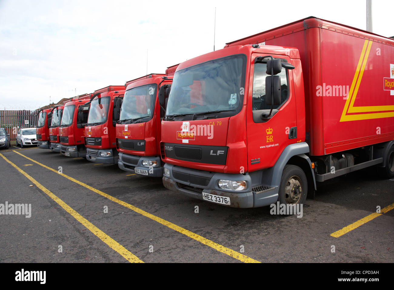 Royal mail truck hires stock photography and images Alamy