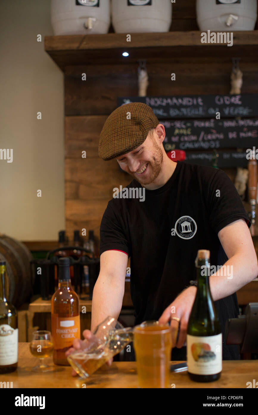 Cider Tap pub Euston London Stock Photo Alamy