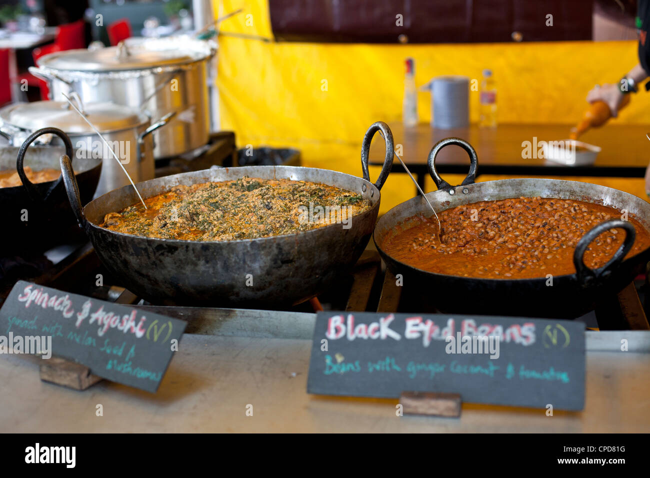 Street food market uk hi-res stock photography and images - Alamy