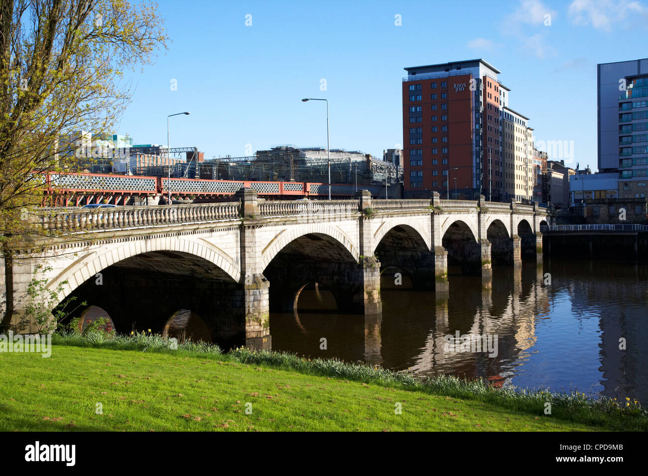 the glasgow bridge known as the jamaica bridge with the caledonian railway bridge over the river clyde in Glasgow Scotland UK Stock Photo