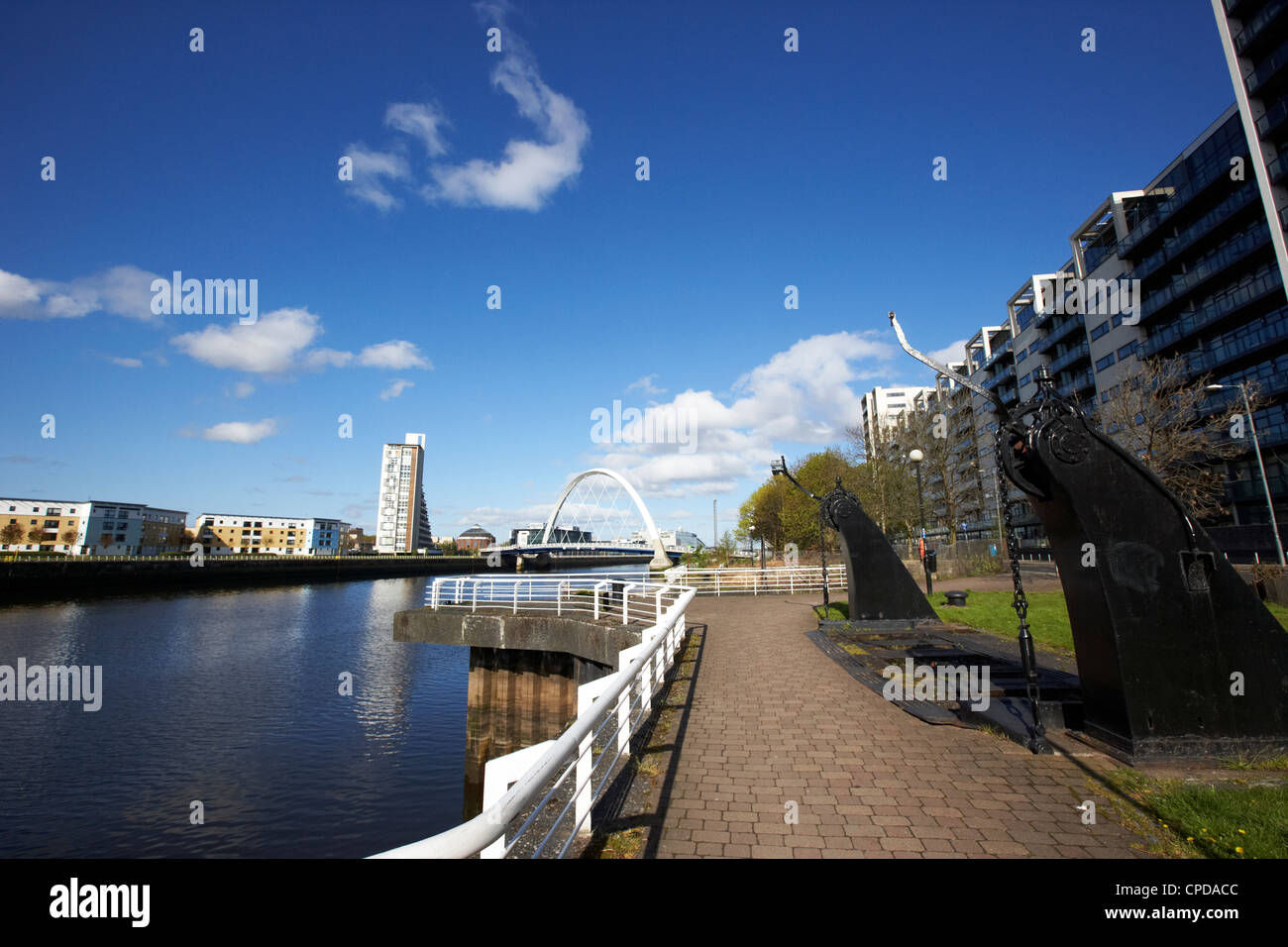 lancefield quay apartments on the redeveloped river clyde finnieston