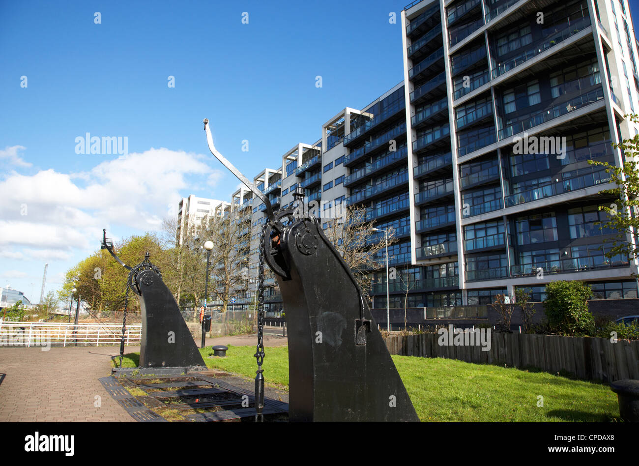 lancefield quay apartments on the redeveloped river clyde finnieston