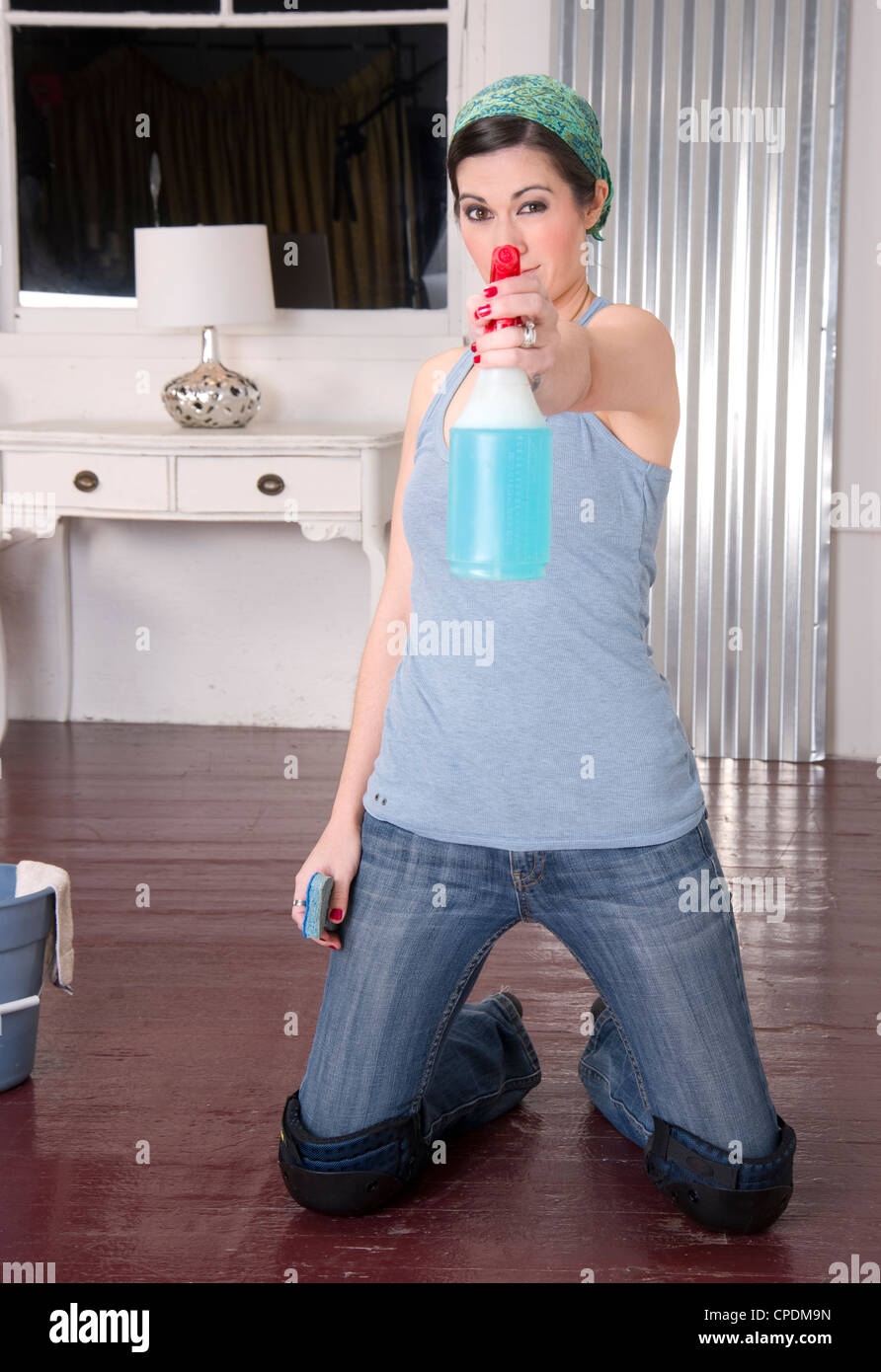 Woman on hands knees scrubbing hires stock photography and images Alamy
