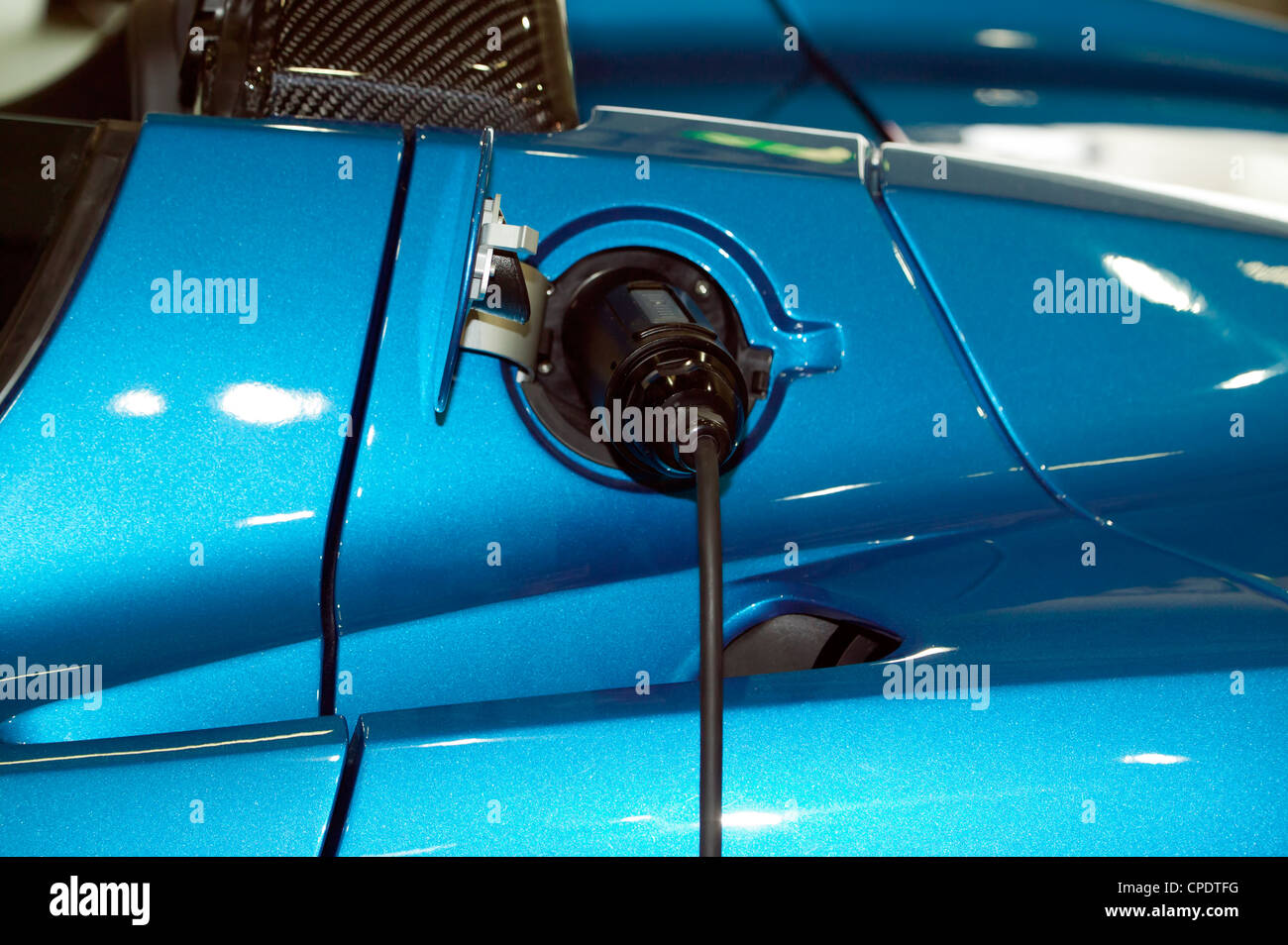 Charging port hires stock photography and images Alamy