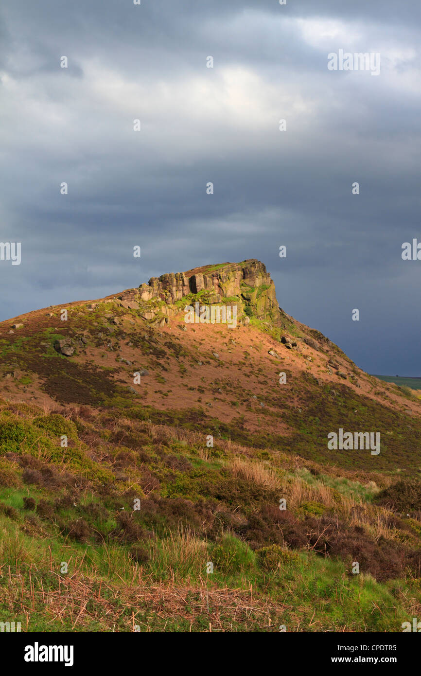 Hen Cloud part of the Roaches gritstone crags near Leek, Staffordshire, Peak District National Park, England, UK. Stock Photo