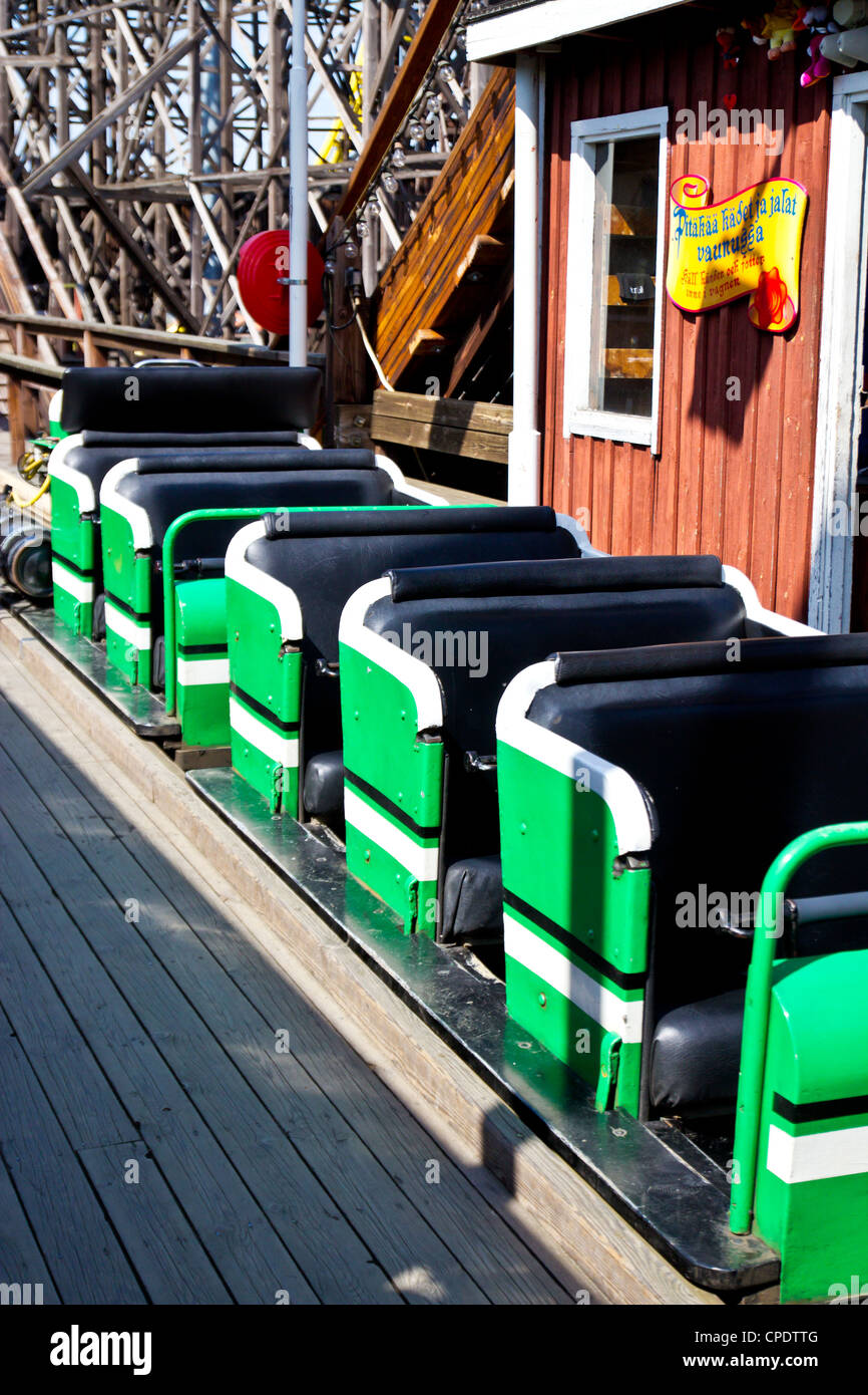 Empty amusement ride seats hires stock photography and images Alamy