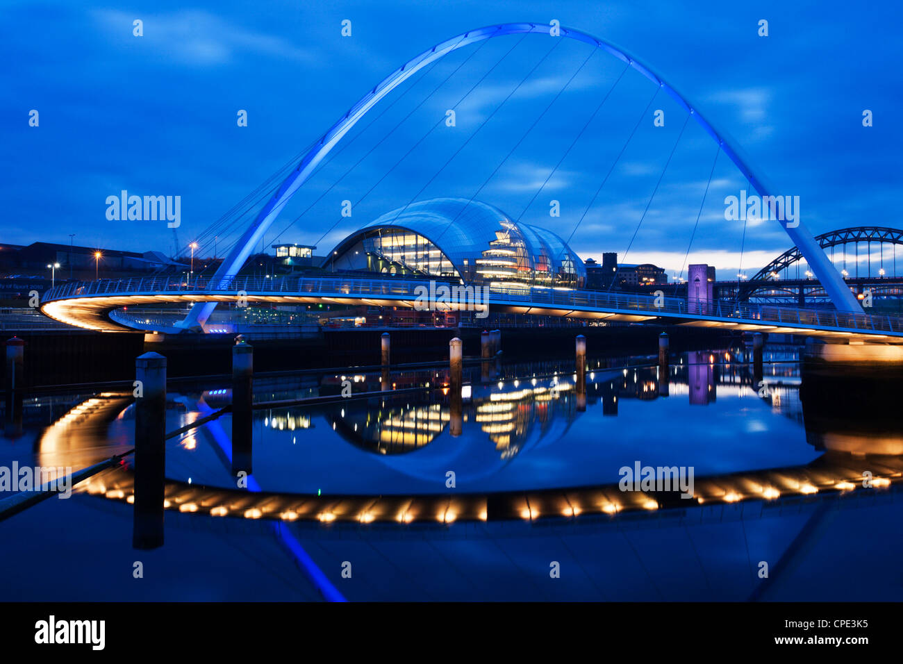 Gateshead Millennium Bridge, The Sage and the River Tyne between