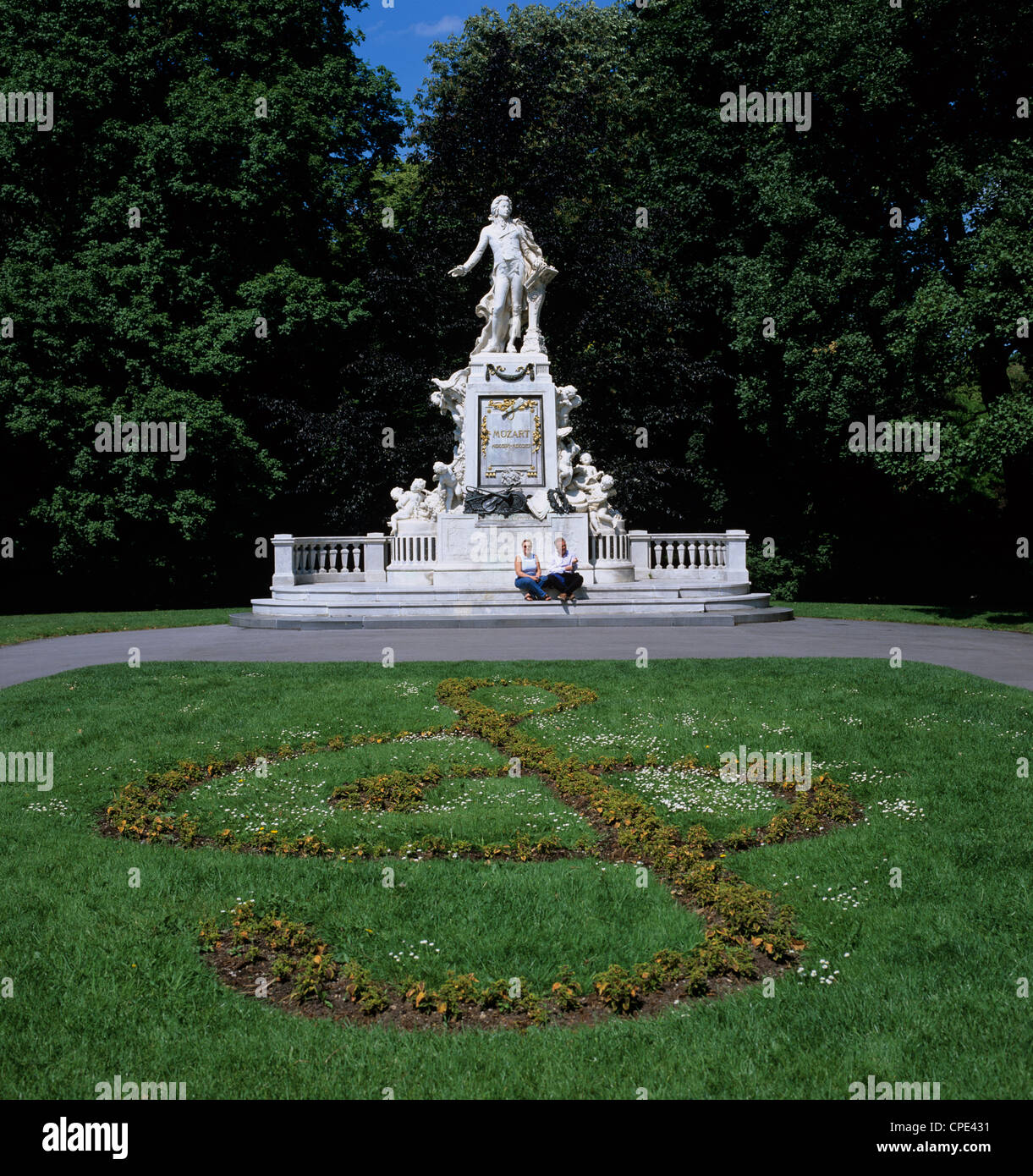 Statue of Mozart, Vienna, Austria, Europe Stock Photo - Alamy