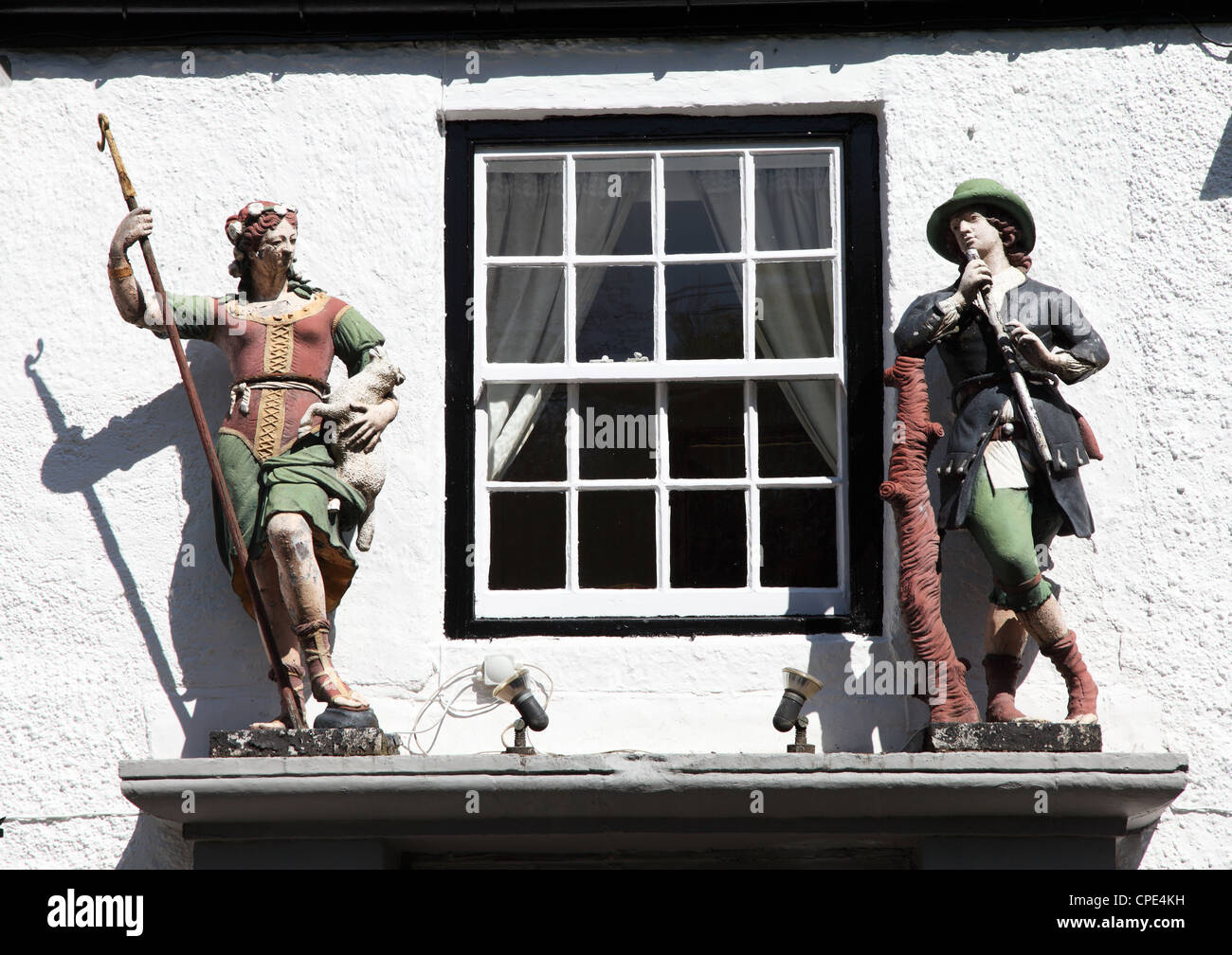 Shepherd and Shepherdess pub in Beamish with lead decorative figures,  North East England, UK Stock Photo