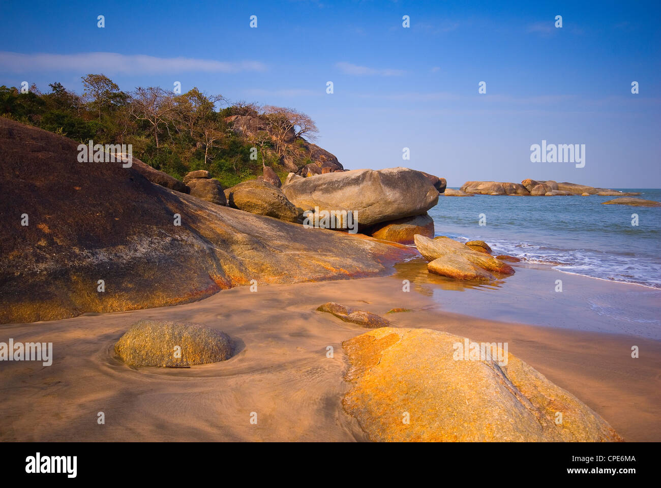 Agonda Beach Rock Formation Goa Hires Stock Photography, 53 OFF