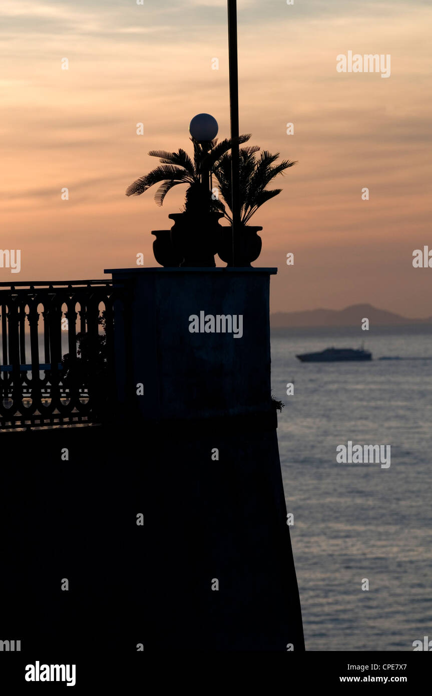 amalfi coast italy italian sunset sorrento Stock Photo - Alamy