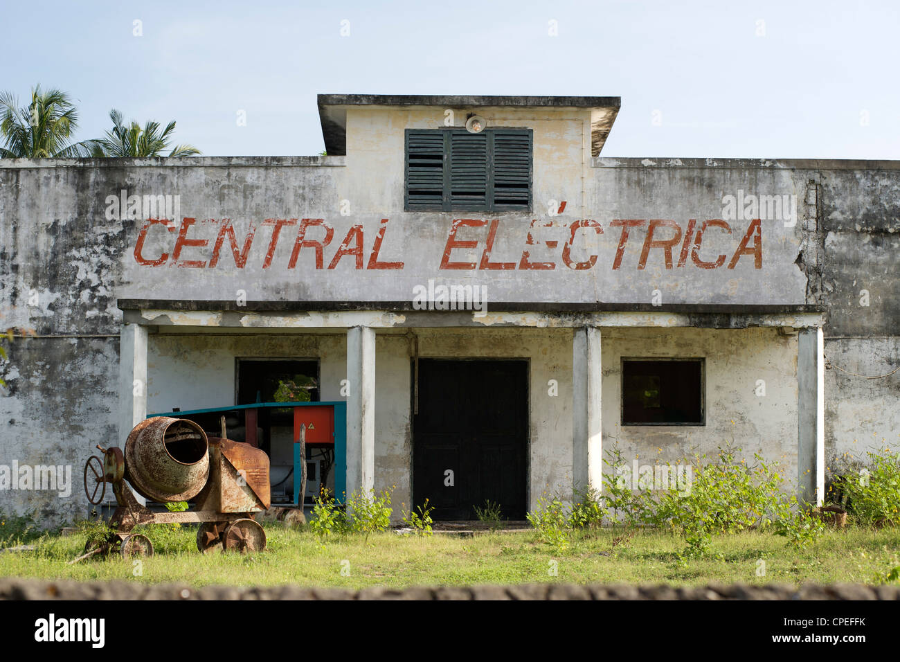 Former Portuguese electricity plant in Ibo village on Ibo island in the Quirimbas archipelago in northern Mozambique. Stock Photo