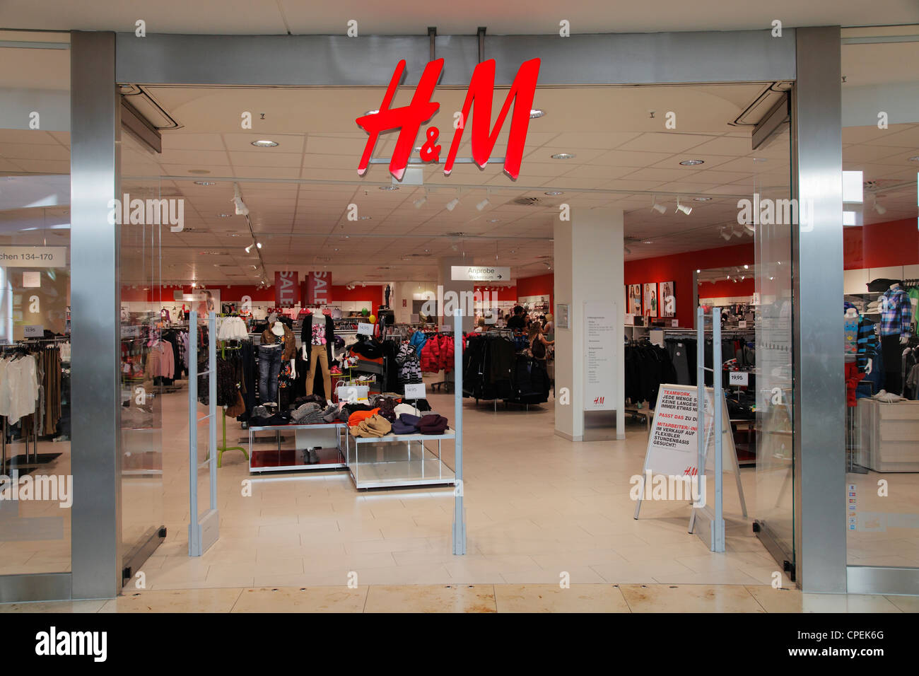 H&M Hennes&Mauritz in shopping centre Nova Eventis in Günthersdorf,  Germany; Hennes&Mauritz im Nova Eventis in Günthersdorf Stock Photo - Alamy