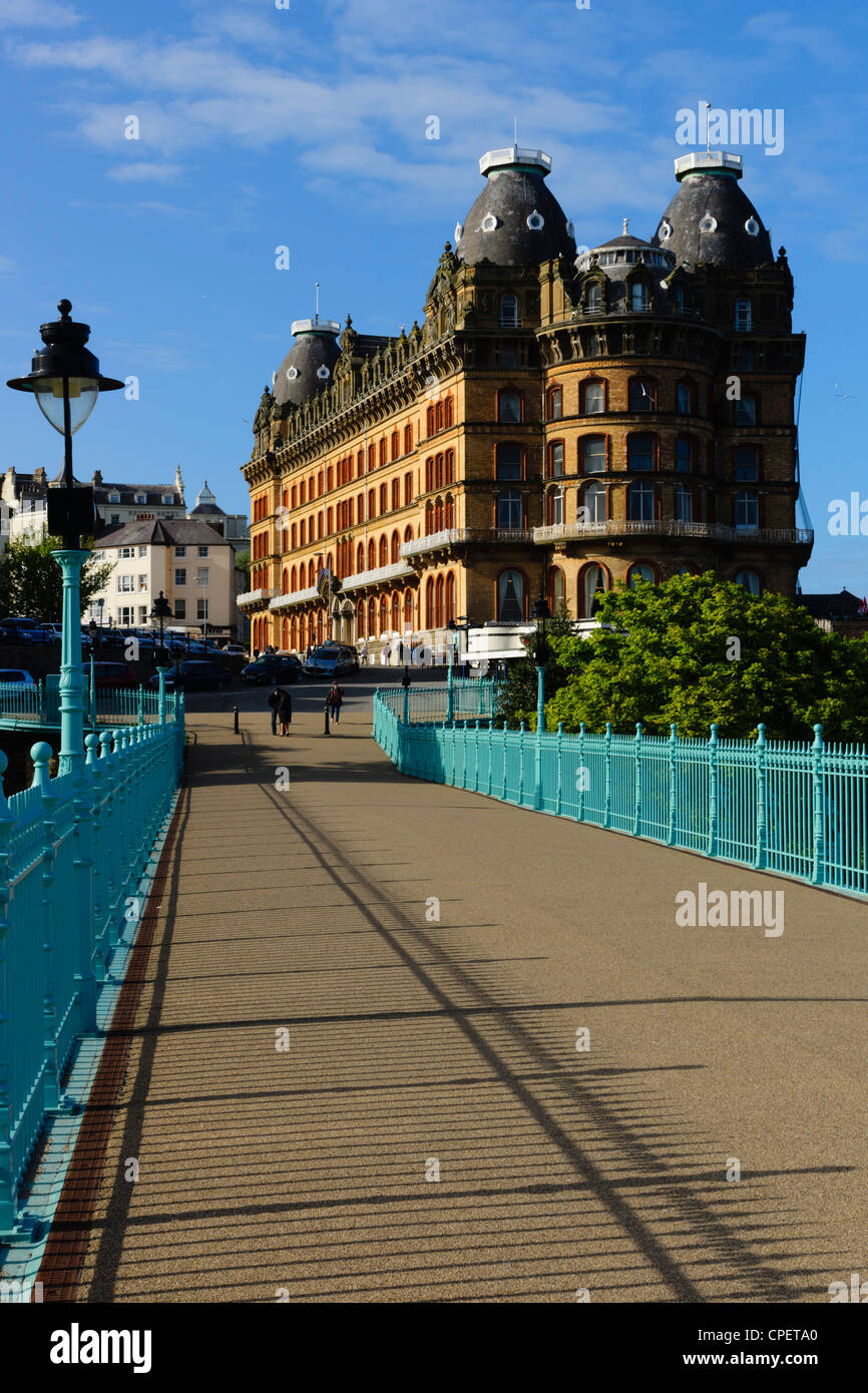 Scarborough, Yorkshire, Grand Hotel St Nicholas Cliff, the largest hotel in Victorian Europe. View from the south Valley Bridge. Stock Photo