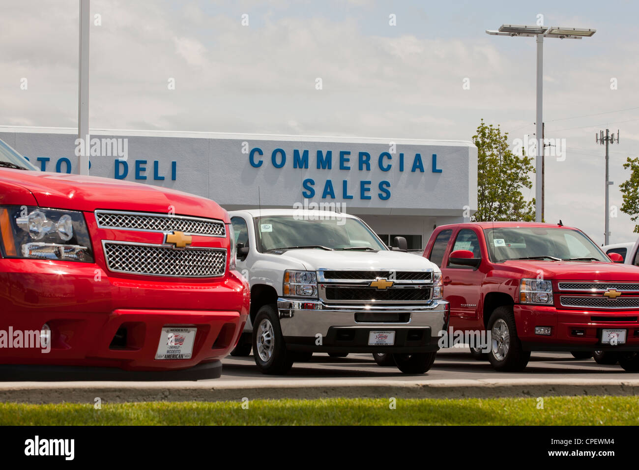 New Chevrolet trucks on sale at dealership sales lot - California USA Stock Photo