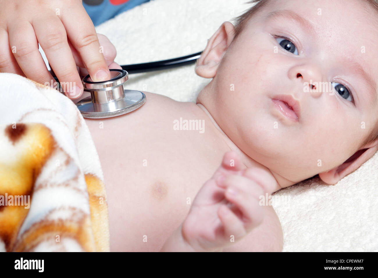 Boy listening heart beat stethoscope hires stock photography and
