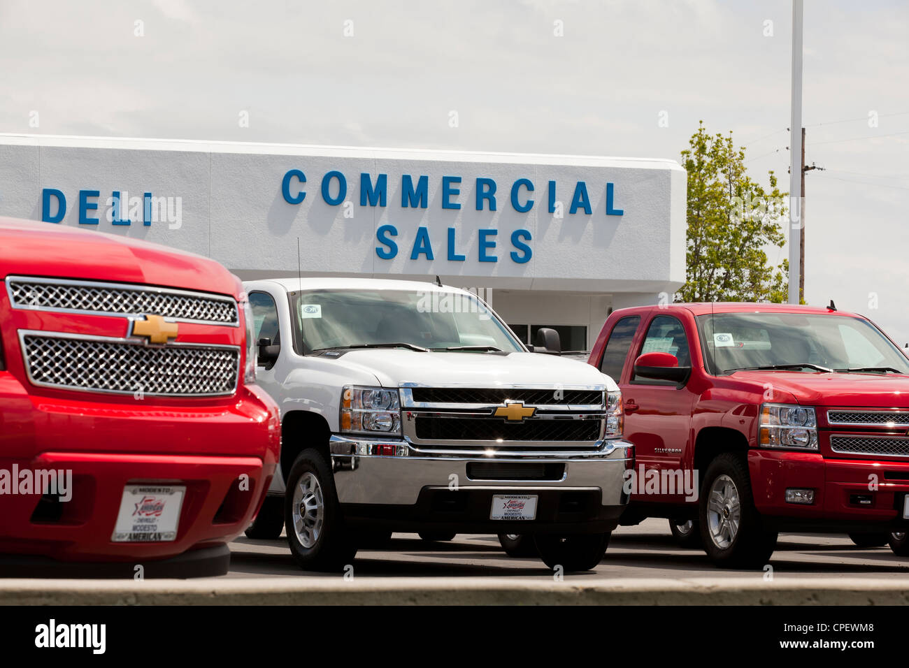 New Chevrolet trucks on sale at dealership sales lot - California USA Stock Photo