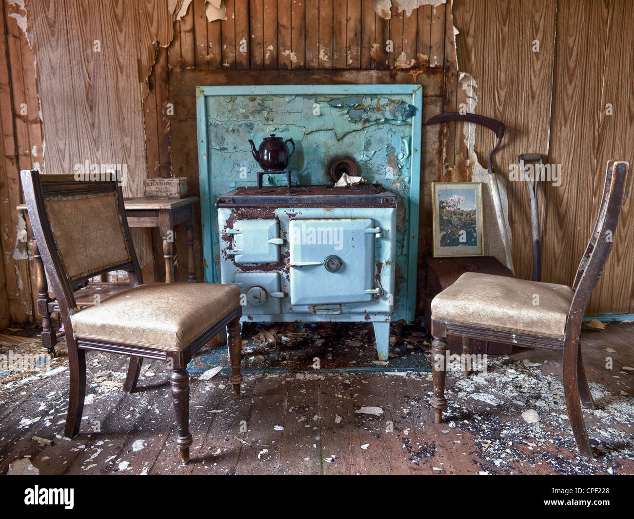 Old Blue Rayburn and Chairs, Isle of Harris, Scotland Stock Photo