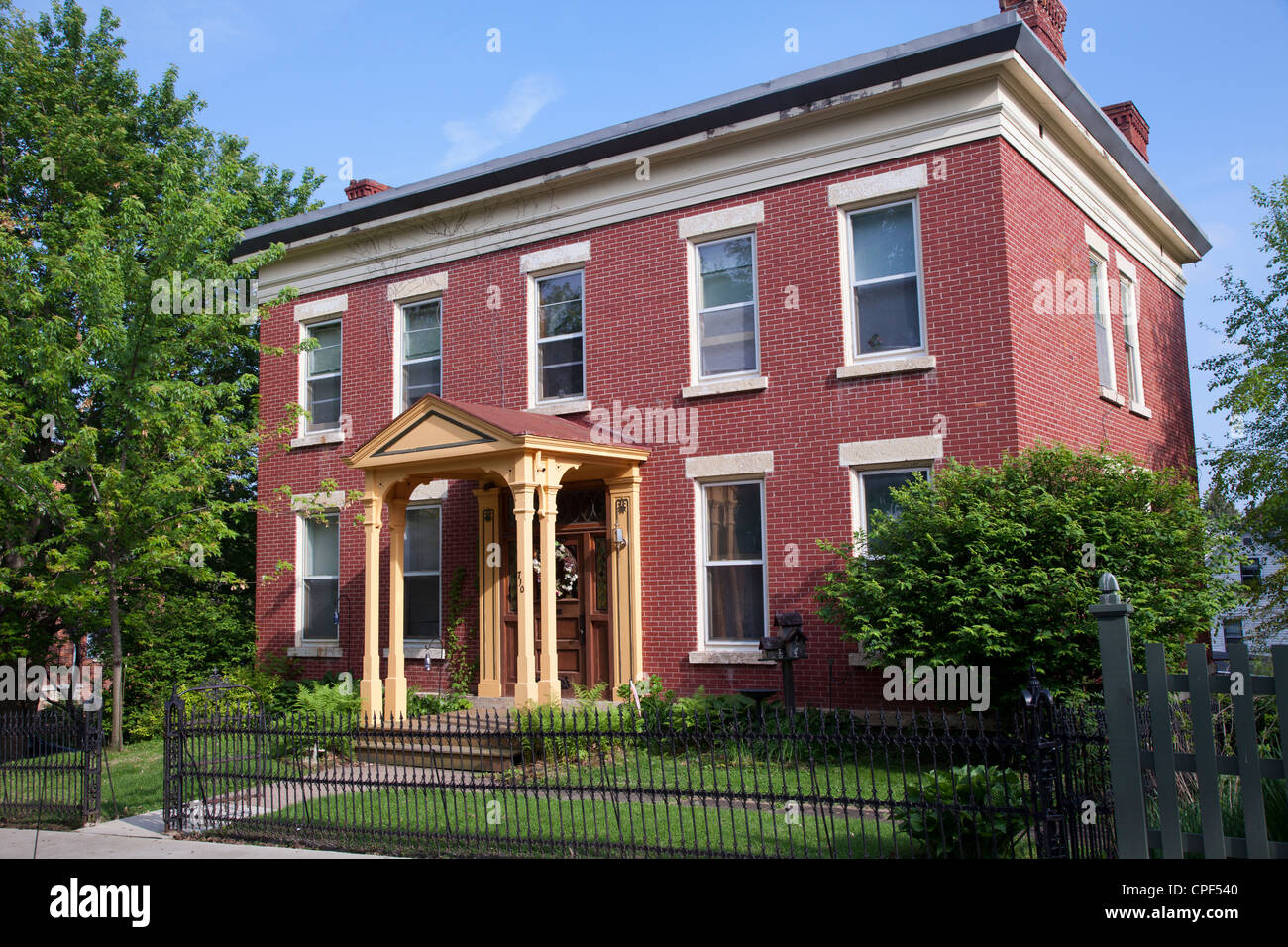Dubuque iowa hires stock photography and images Alamy