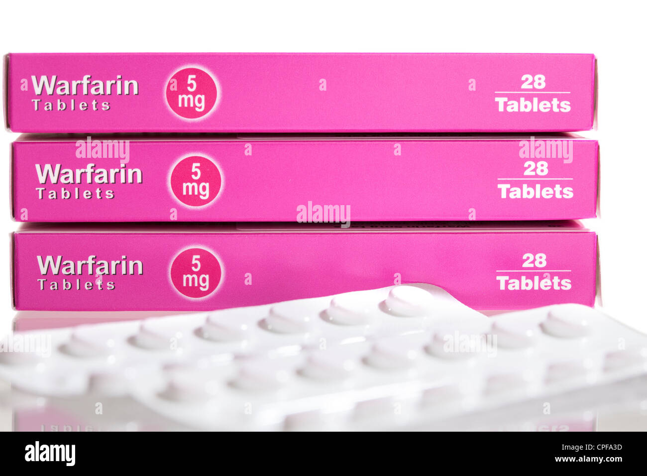 Warfarin anticoagulant boxes tablets Stock Photo - Alamy