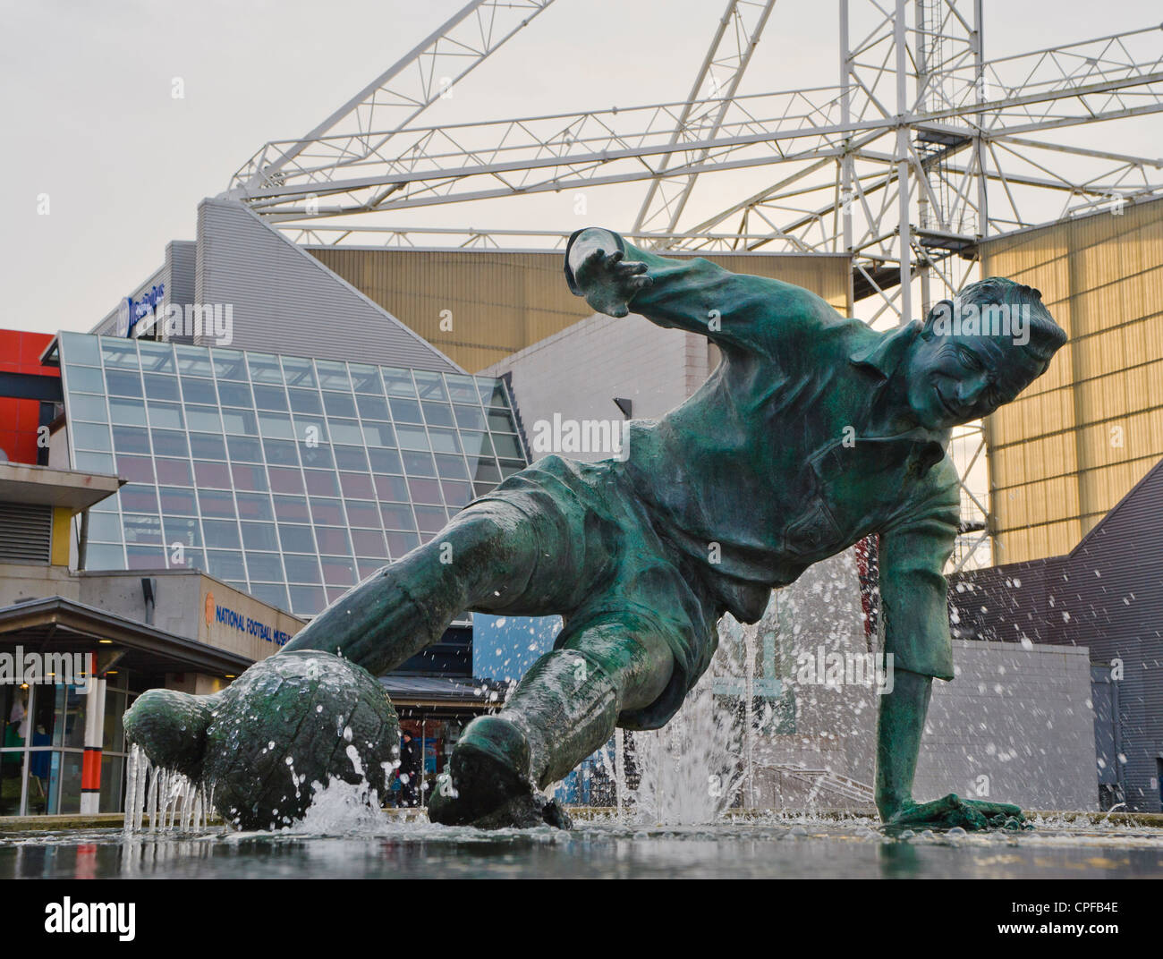 Tom Finney statue, sculpted by Peter Hodgkinson, next to the Deepdale