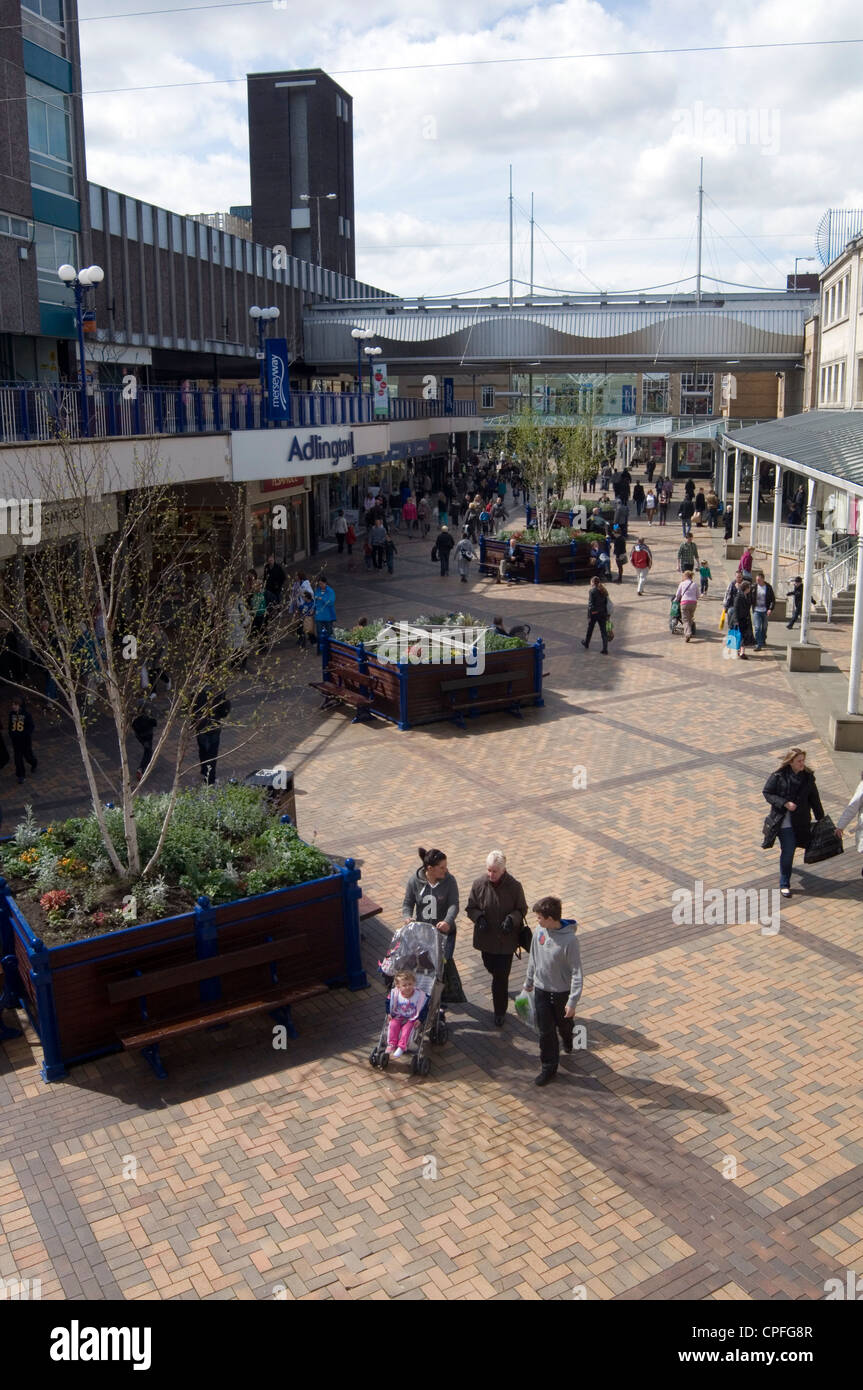 Stockport shopping precinct Mersey Way Shopping Centre town center open air pedestrianized Stock Photo