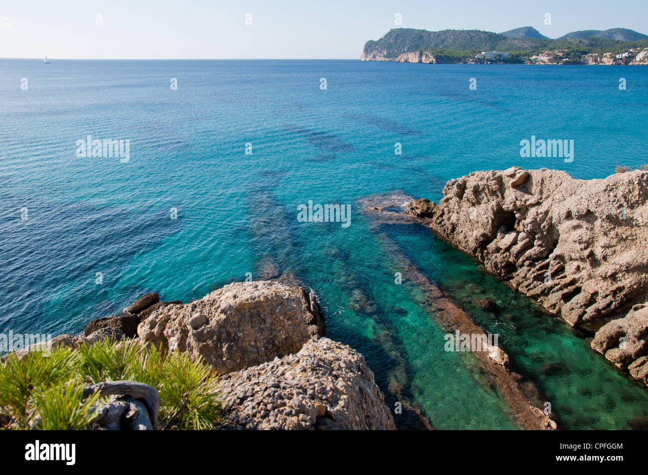 Mallorca cliff hi-res stock photography and images - Alamy