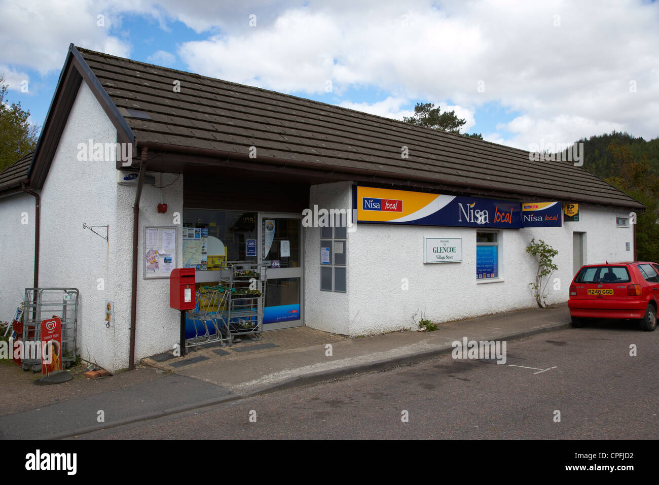 nisa local small shop in Glencoe highlands scotland uk Stock Photo