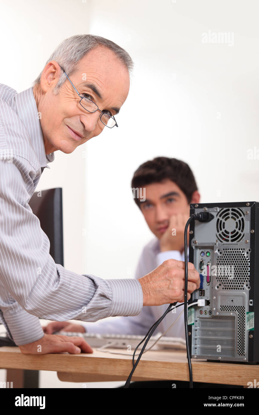 Man Setting Up Computer Stock Photo Alamy Man Setting Up Computer Stock Photo Alamy