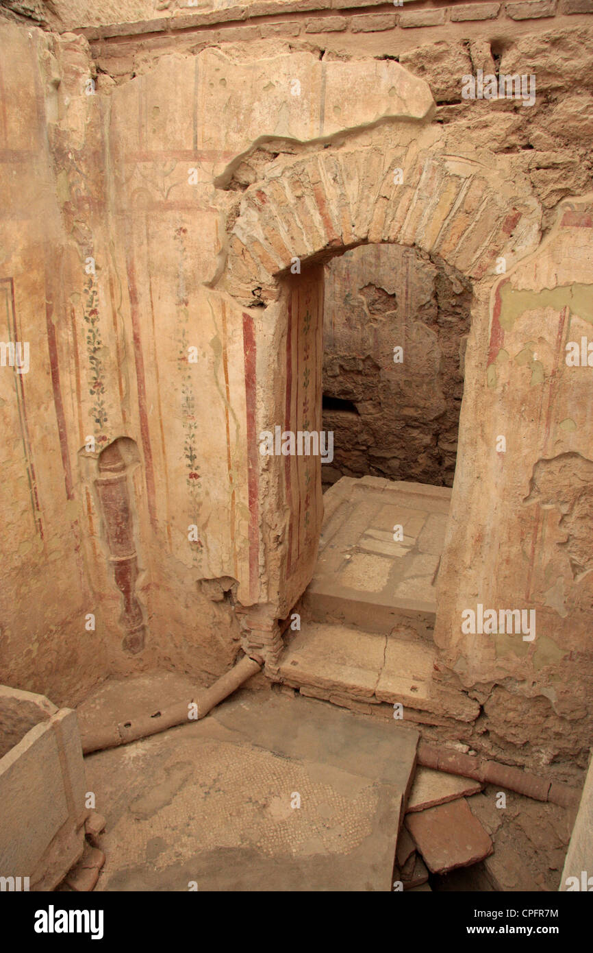 Ephesus: Terrace House 2 - Dwelling Unit 2 - note plumbing pipes embedded in walls and floor Stock Photo
